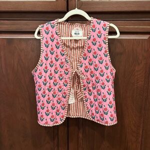 NWT quilted vest sz L